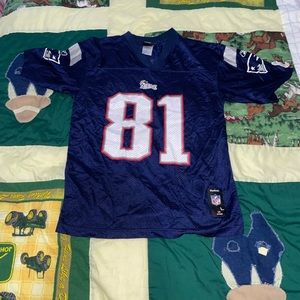 Vintage New England Patriots Jersey Randy Moss #81 Size Youth Large. NFL